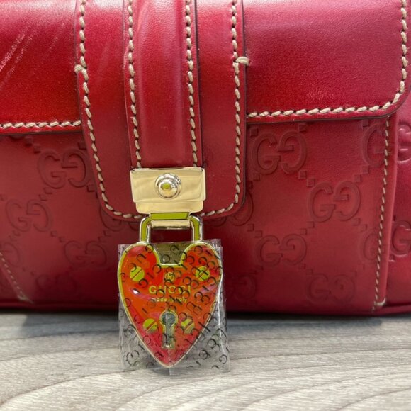 Gucci Boston Heart Lock Joy in Red Guccissima Leather Handbag - Picture 3 of 13